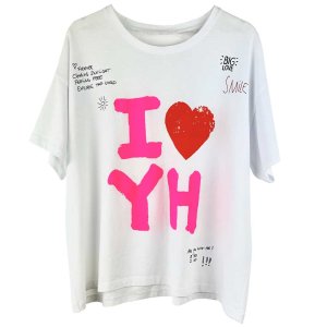 YIPPIE HIPPIE Damen T‑Shirt S52‑554 – Weißes Statement‑Shirt „I ❤️ YH“ mit liebevollen Scribble‑Details