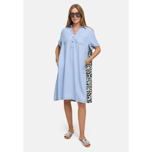 CATNOIR Damen Kleid 262‑3183‑3 – Lyocell Hemdblusenkleid in Hellblau mit Leo‑Rückenprint