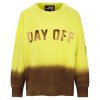 YIPPIE & HIPPIE Damen Sweatshirt W52‑521 – Dip‑Dye Sweater mit „DAY OFF“ Print