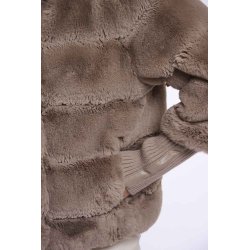 RINO & PELLE Damen Jacke Feline 7002611 – Weiche Faux‑Fur Jacke mit Strickbündchen in Mocha Latte